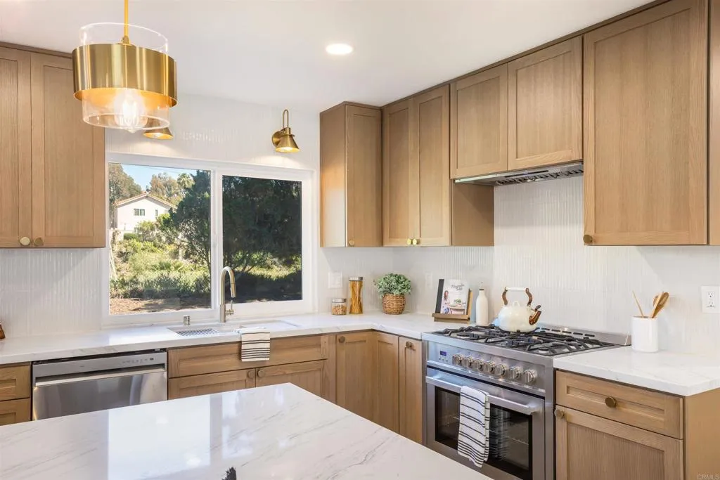 Additional image 13 of 3810 sierra Morena ave, Carlsbad, CA 92010