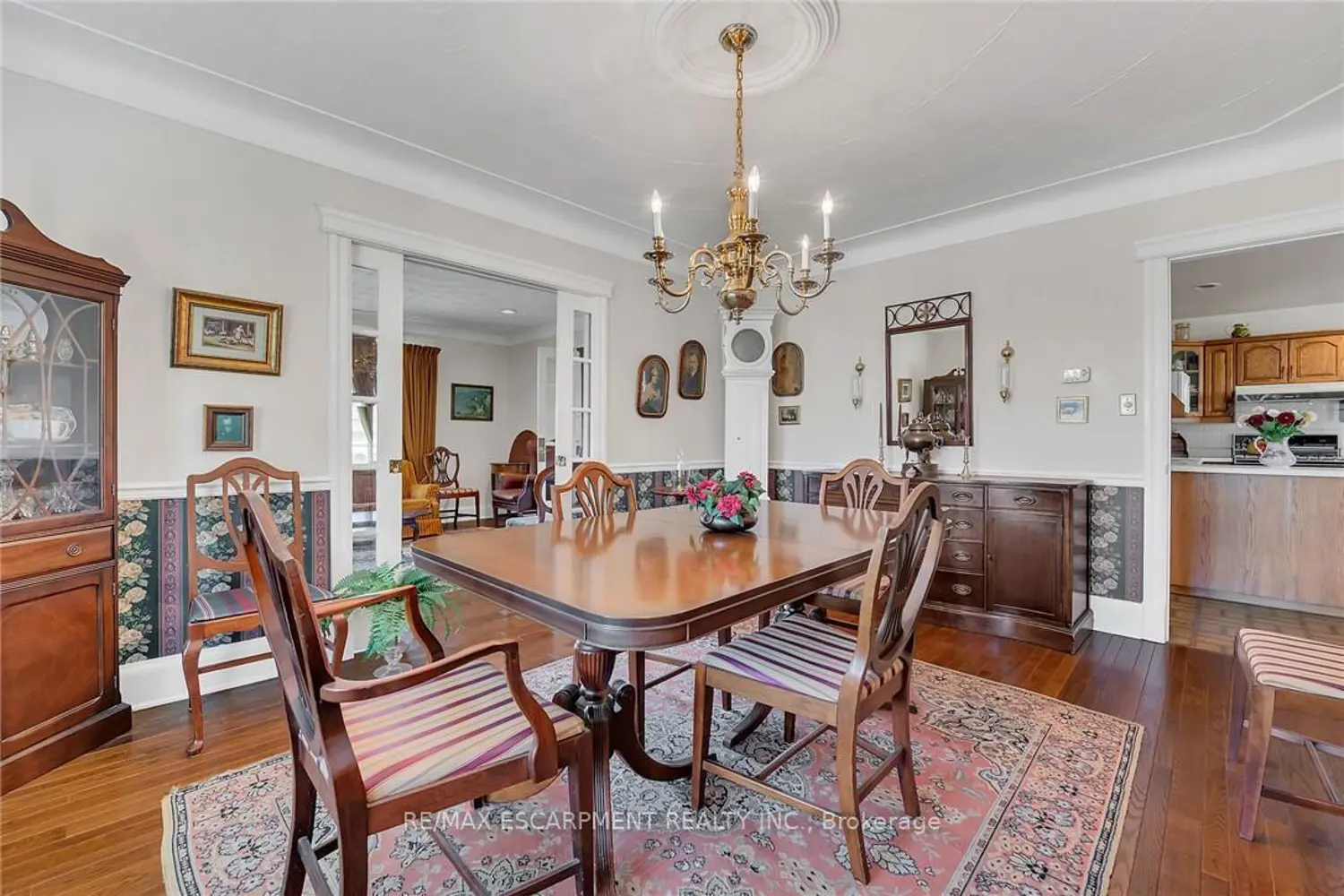 Additional image 7 of 5581 King Street