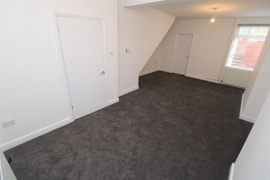 Additional image 6 of 2 bed property to rentArail Street, Six Bells, Abertillery NP13
