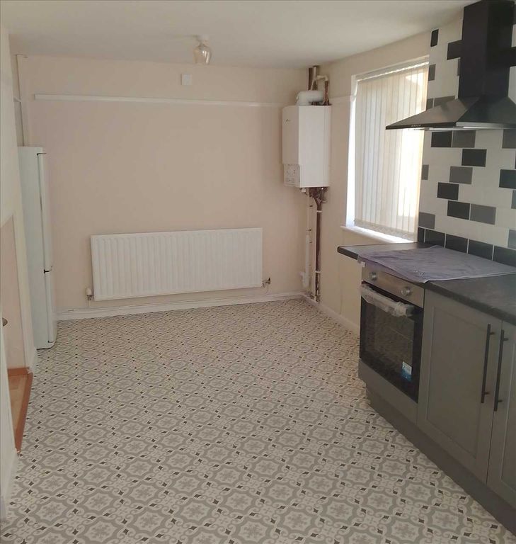 Additional image 3 of 3 bed semi-detached house to rentDynevor Avenue, Llandeilo SA19