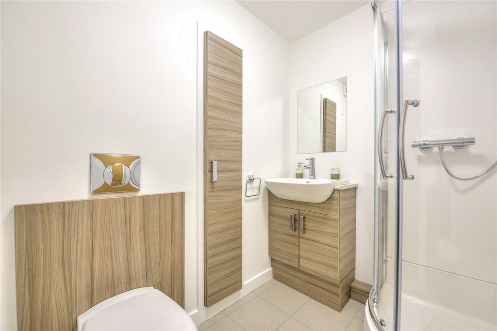 Additional image 4 of 2 bed flat to rentThe Haybridge, Haybridge Road, Telford TF1