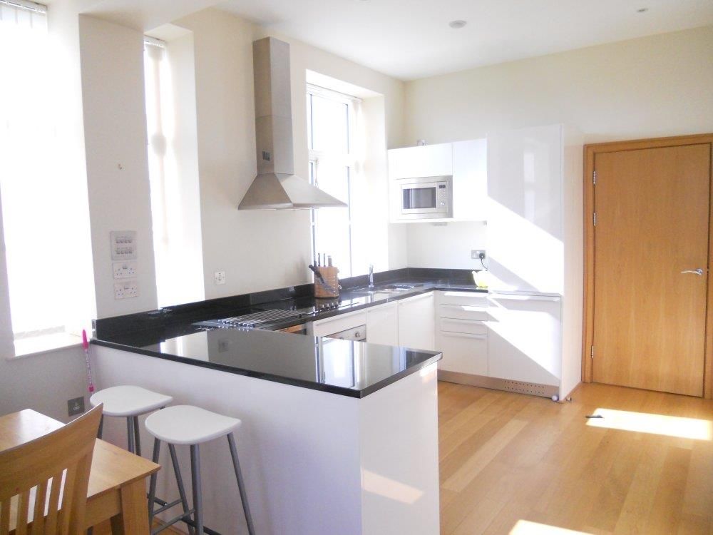 Additional image 3 of 2 bed flat to rentThe Headlands, Hayes Road, Sully, Penarth CF64
