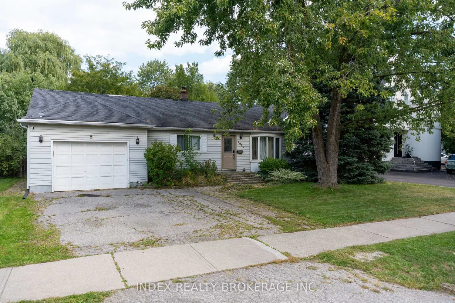 Additional image 2 of 1073 Kent Avenue