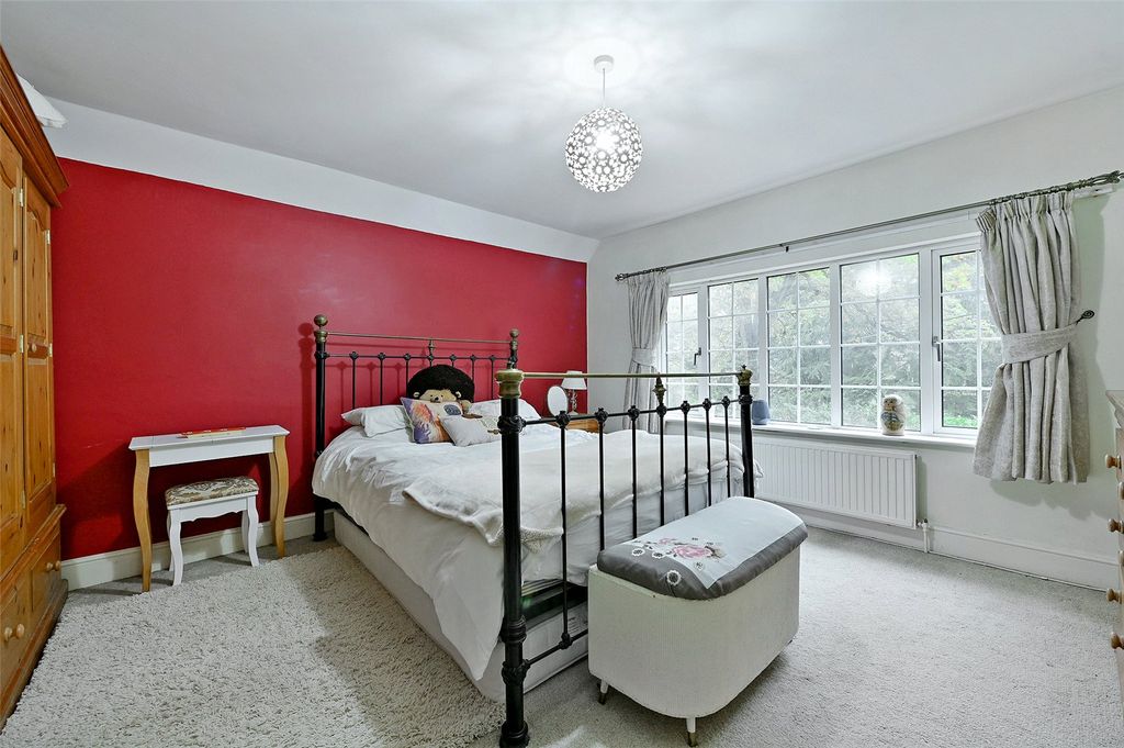 Additional image 14 of 5 bed detached house to rentLong Lane, Hermitage, Thatcham, Berkshire RG18