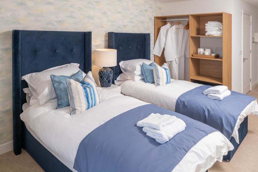 Additional image 11 of 2 bed flat to rentGoring Street, Goring-By-Sea, Worthing BN12