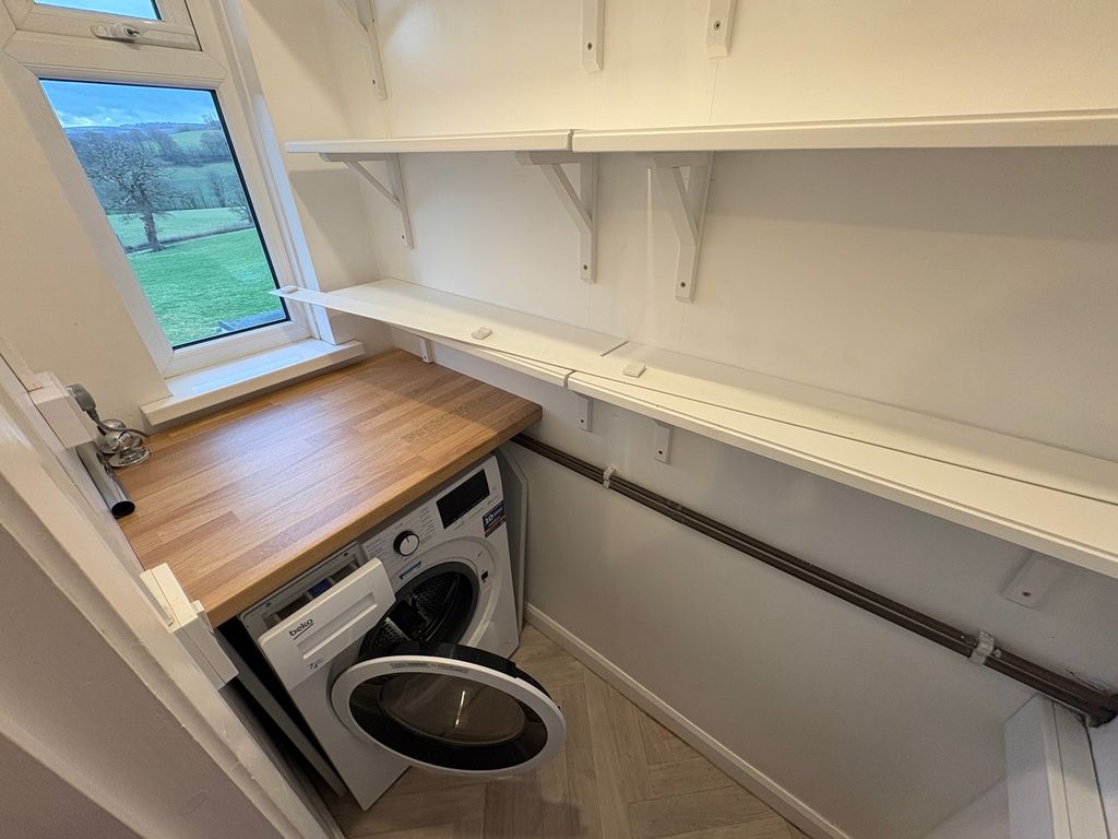 Additional image 6 of 2 bed flat to rentBroad Oak, Carmarthen SA32