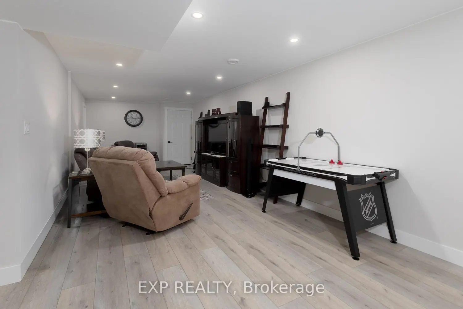 Additional image 14 of 14 William Street