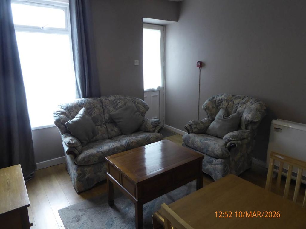 Additional image 8 of 1 bed flat to rentPriory Street, Carmarthen SA31