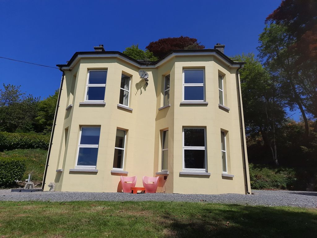 4 bed detached house to rentCaio, Llanwrda, Carmarthenshire. SA19