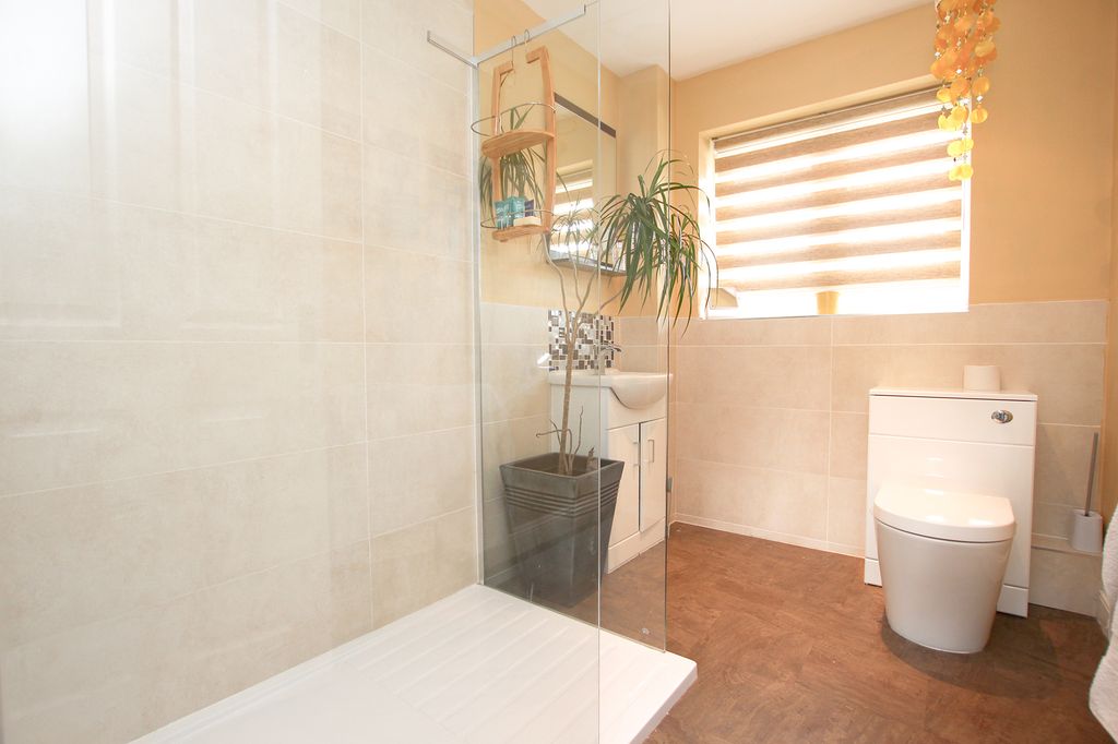 Additional image 7 of 4 bed detached house to rentAnvil Way, Kennett CB8