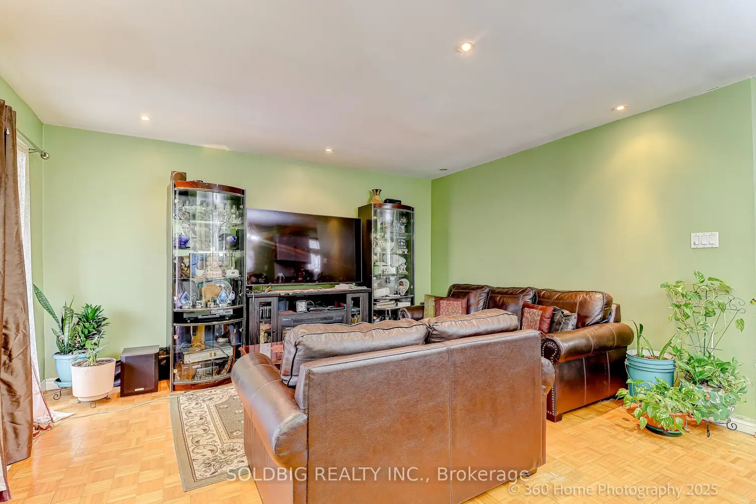 Additional image 14 of 610 Vaughan Road