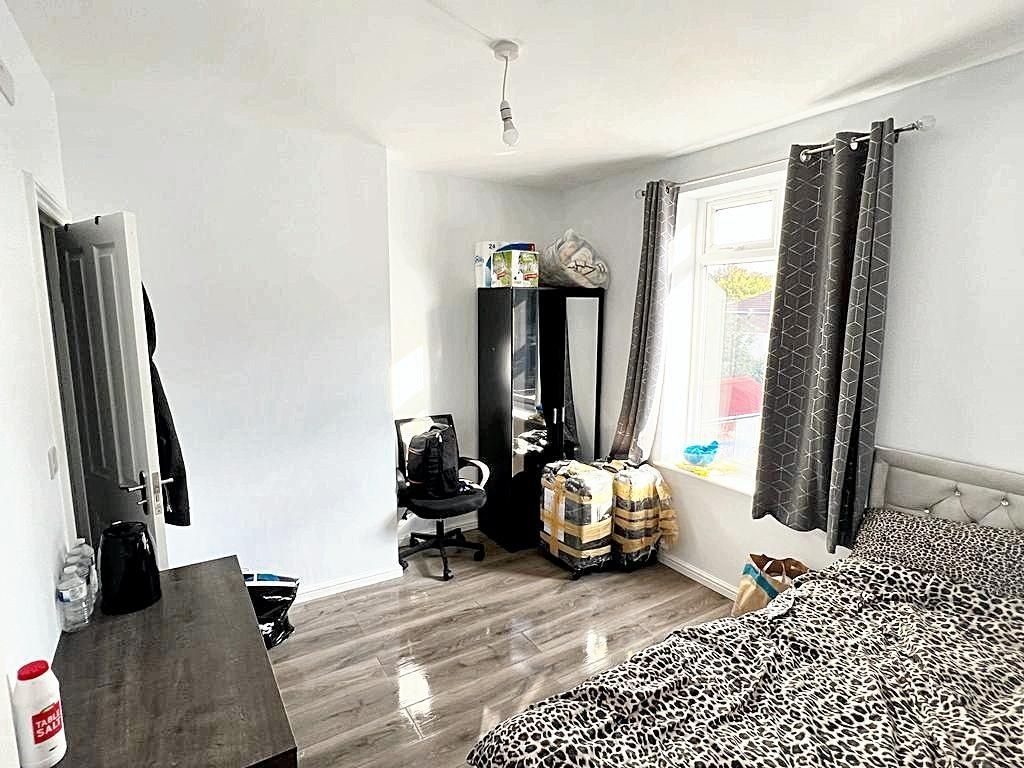 Additional image 7 of 6 bed semi-detached house to rentEden Grove, Bristol BS7
