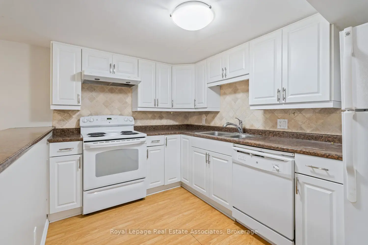 Additional image 8 of 17 Academy Road