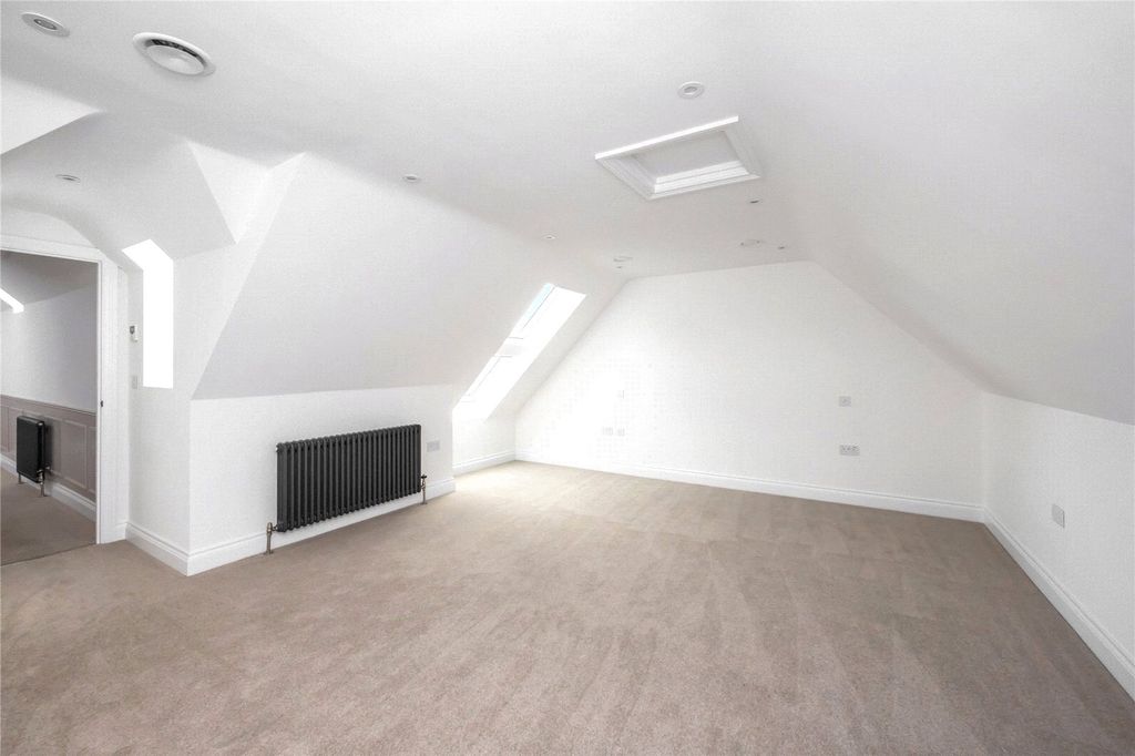 Additional image 13 of 6 bed detached house to rentNash Lane, Scaynes Hill, Haywards Heath, West Sussex RH17