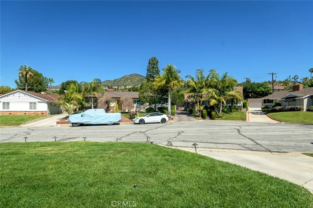 Additional image 131 of 306 Parkwood Drive, Glendale, CA 91202