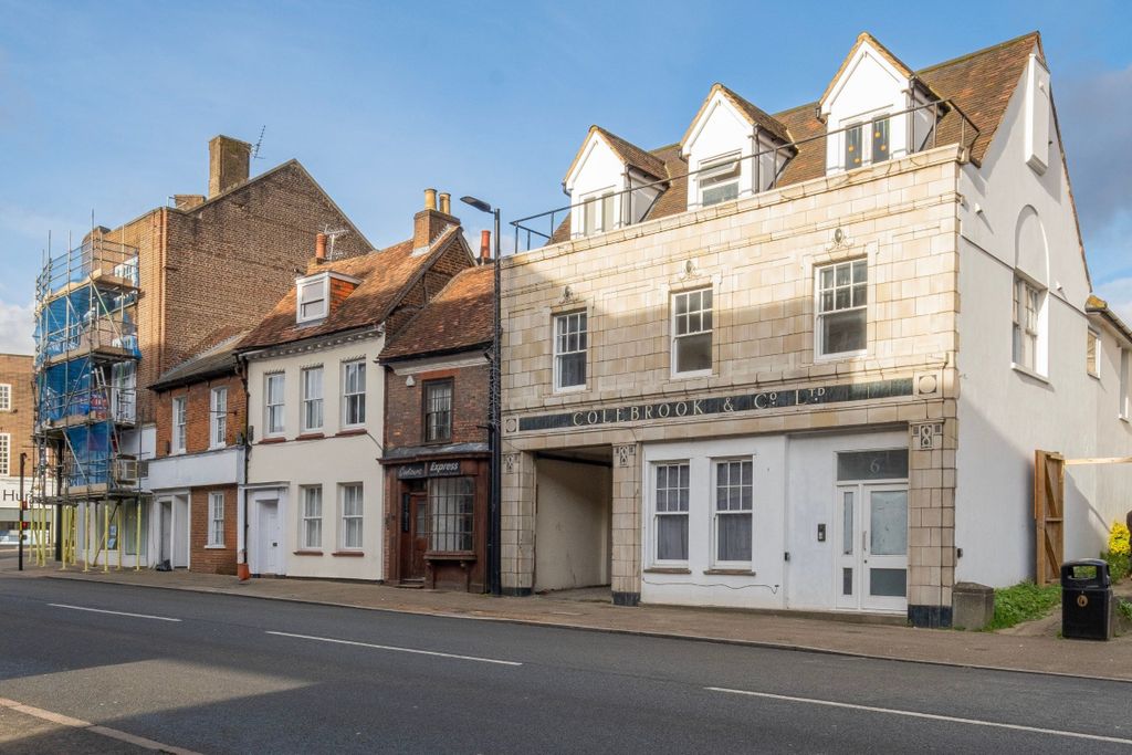 Additional image 5 of 2 bed flat to rentEaston Street, High Wycombe HP11