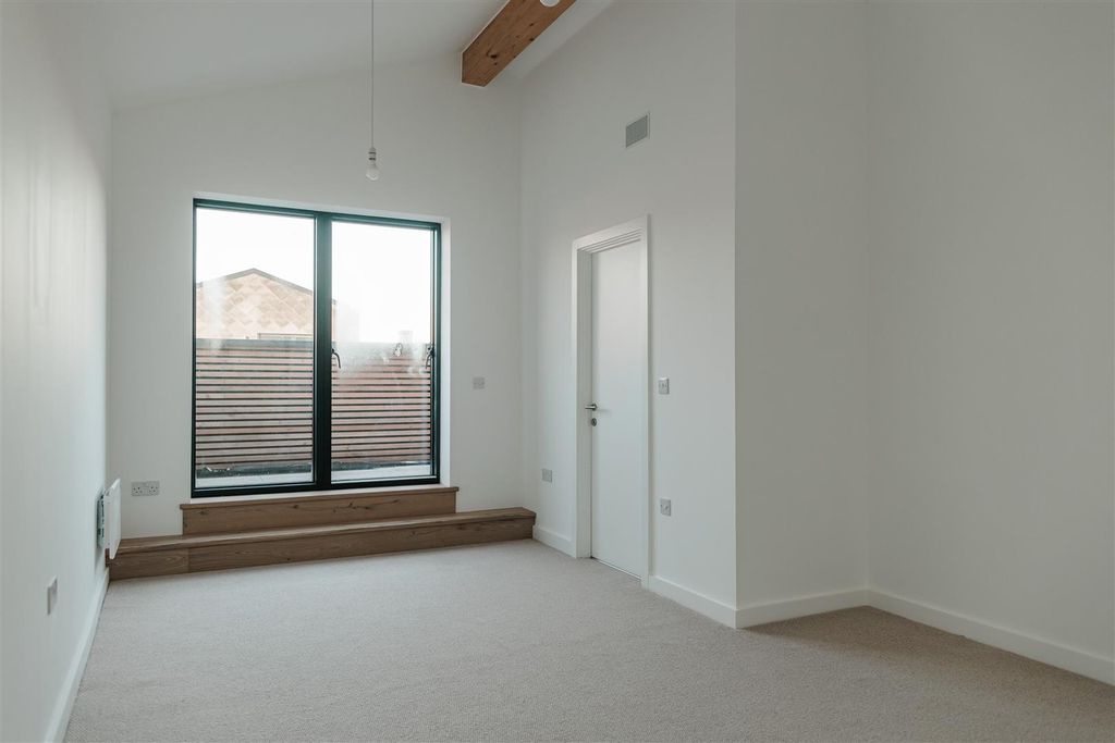 Additional image 12 of 3 bed town house to rentSilk Mill Gardens, Kelham Island, Sheffield S3