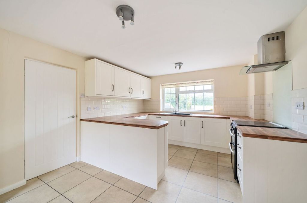 Additional image 5 of 4 bed detached house to rentWood End Road, Kempston, Bedford MK43