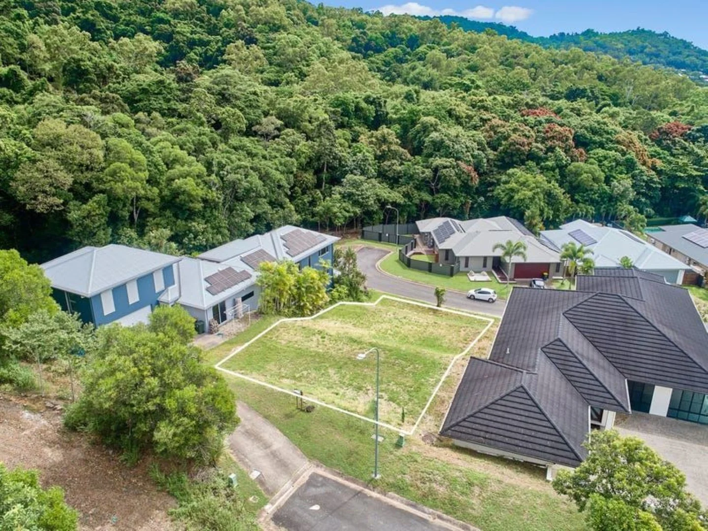 Additional image 3 of 16 Mooney Court, Smithfield QLD 4878