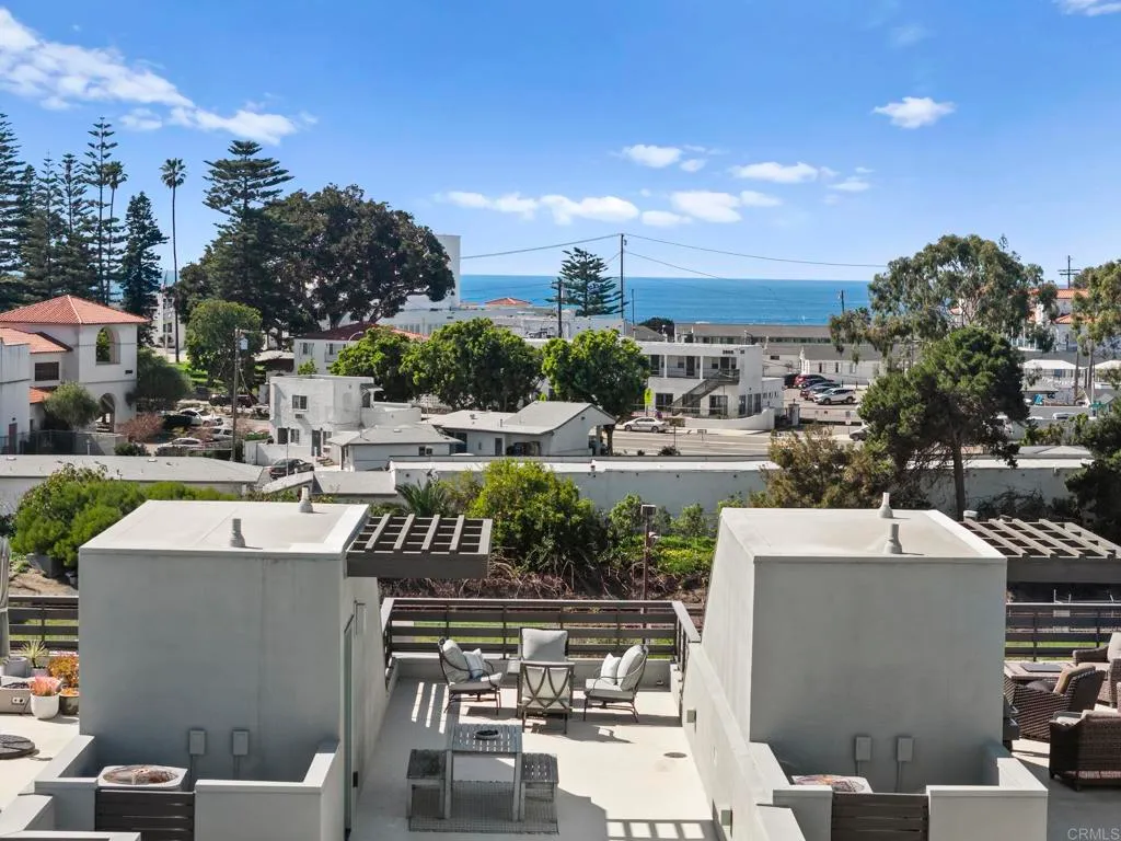 Additional image 2 of 2563 State Street, Carlsbad, CA 92008