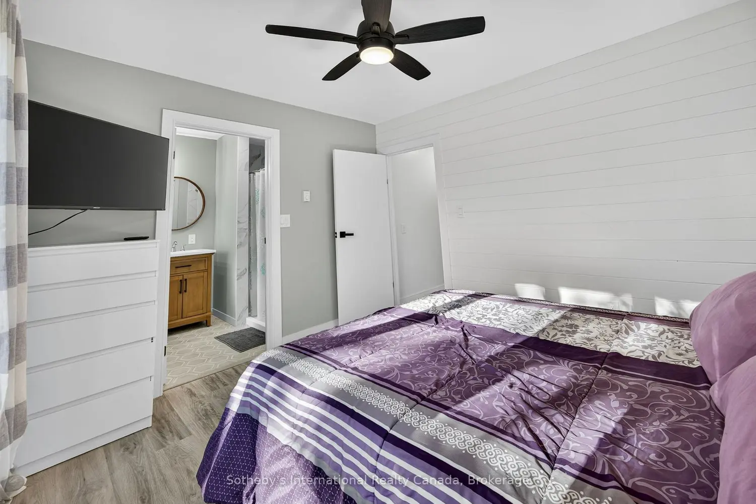 Additional image 6 of 37 Brown's Lake Road