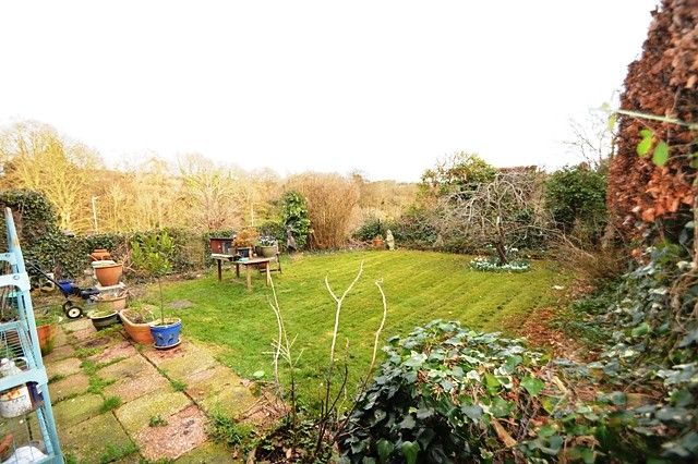 Additional image 10 of 3 bed detached house to rentQuarry Hill, Godalming GU7