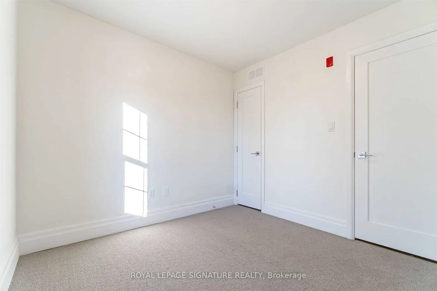 Additional image 10 of 760 Lakeshore Road 202