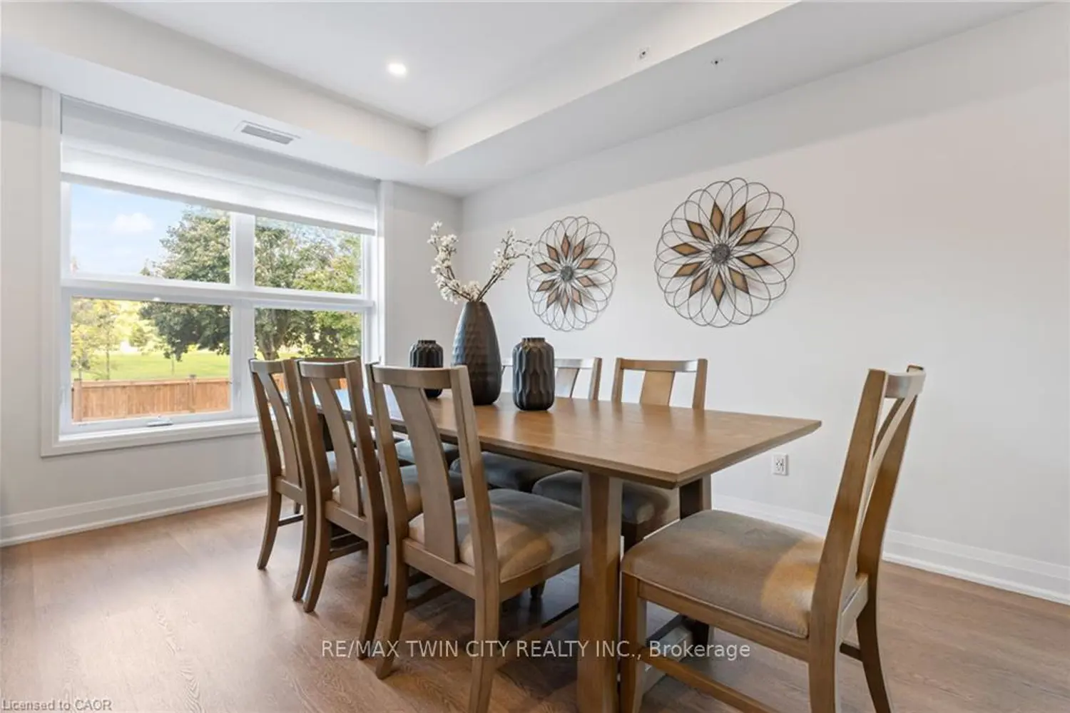 Additional image 4 of 88 Gibson Street 209