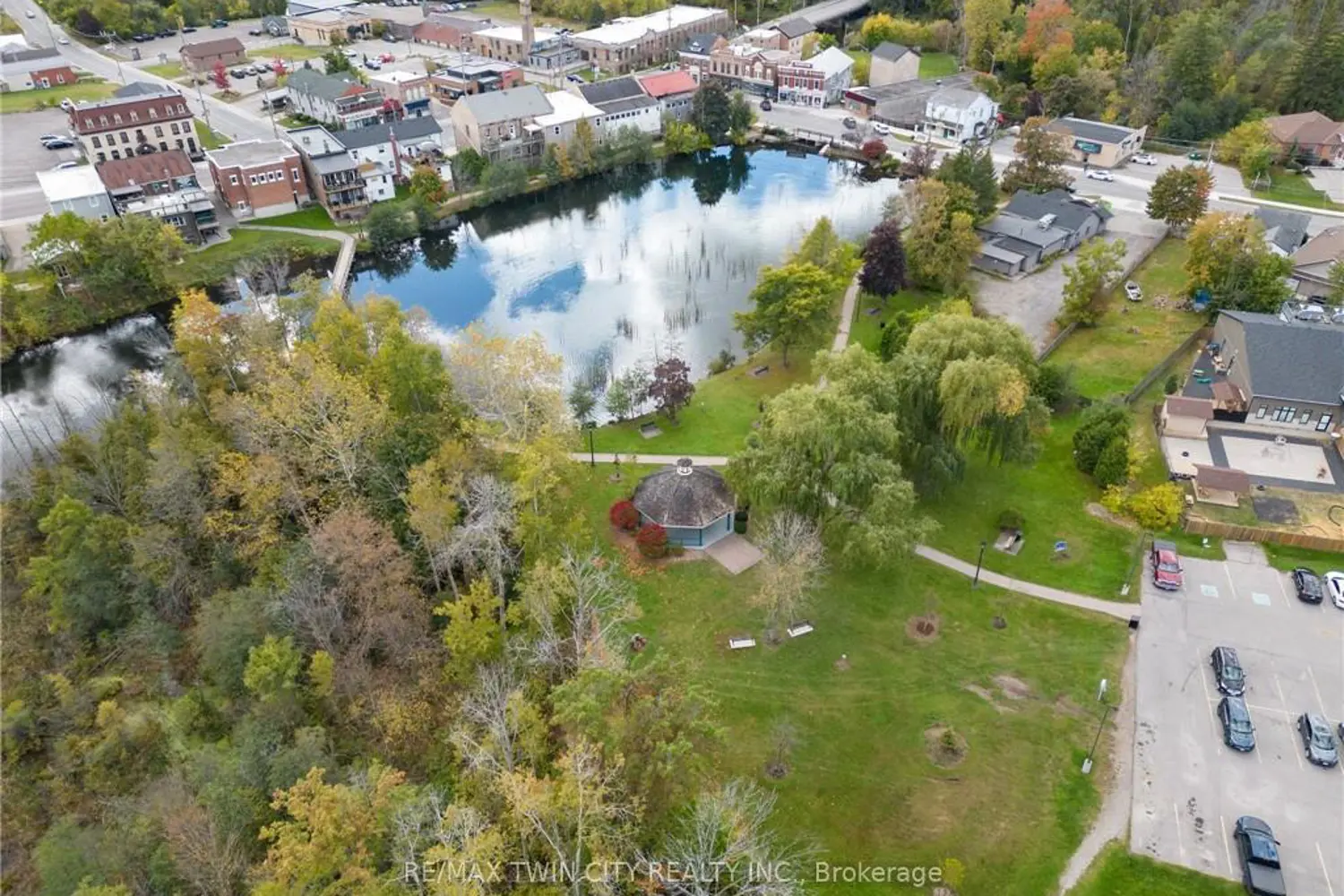 Additional image 16 of 88 Gibson Street 209