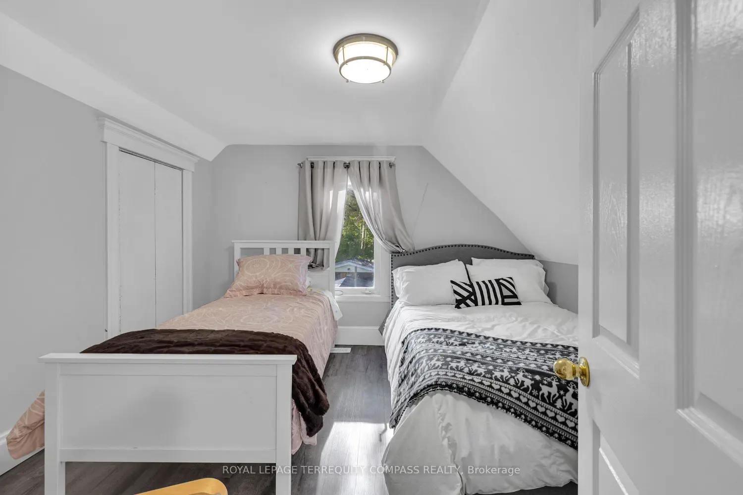 Additional image 18 of 1045 Wellington Avenue