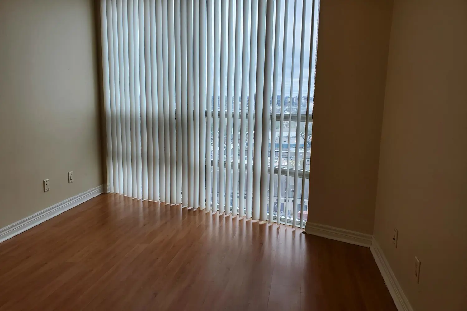 Additional image 12 of 83 Borough Drive 1405