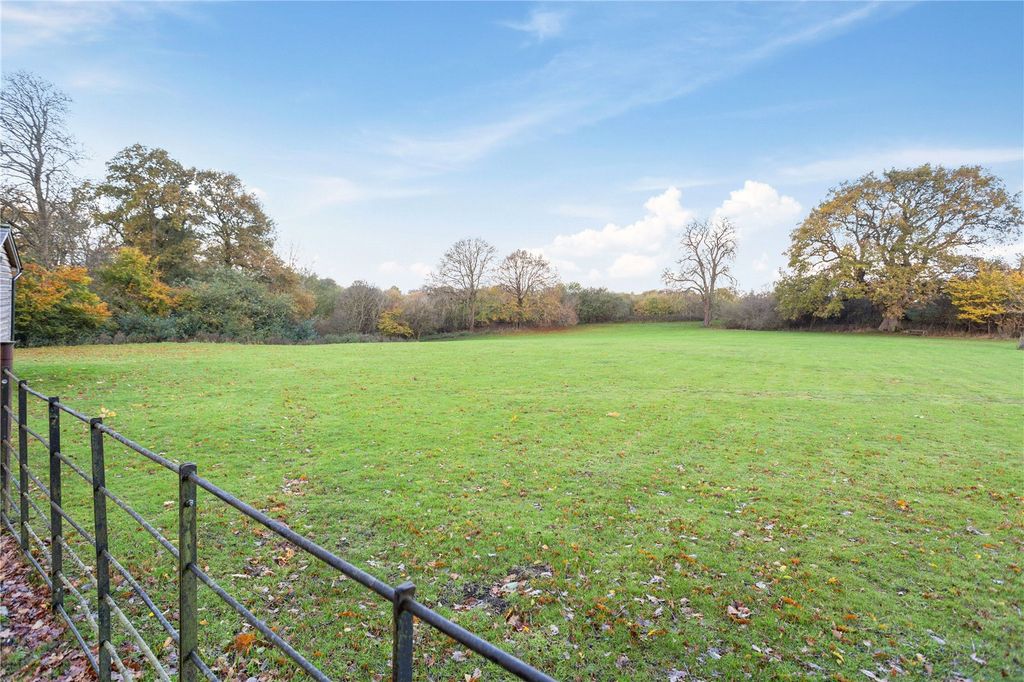 Additional image 9 of 5 bed detached house to rentBath Road, Speen, Newbury, Berkshire RG14