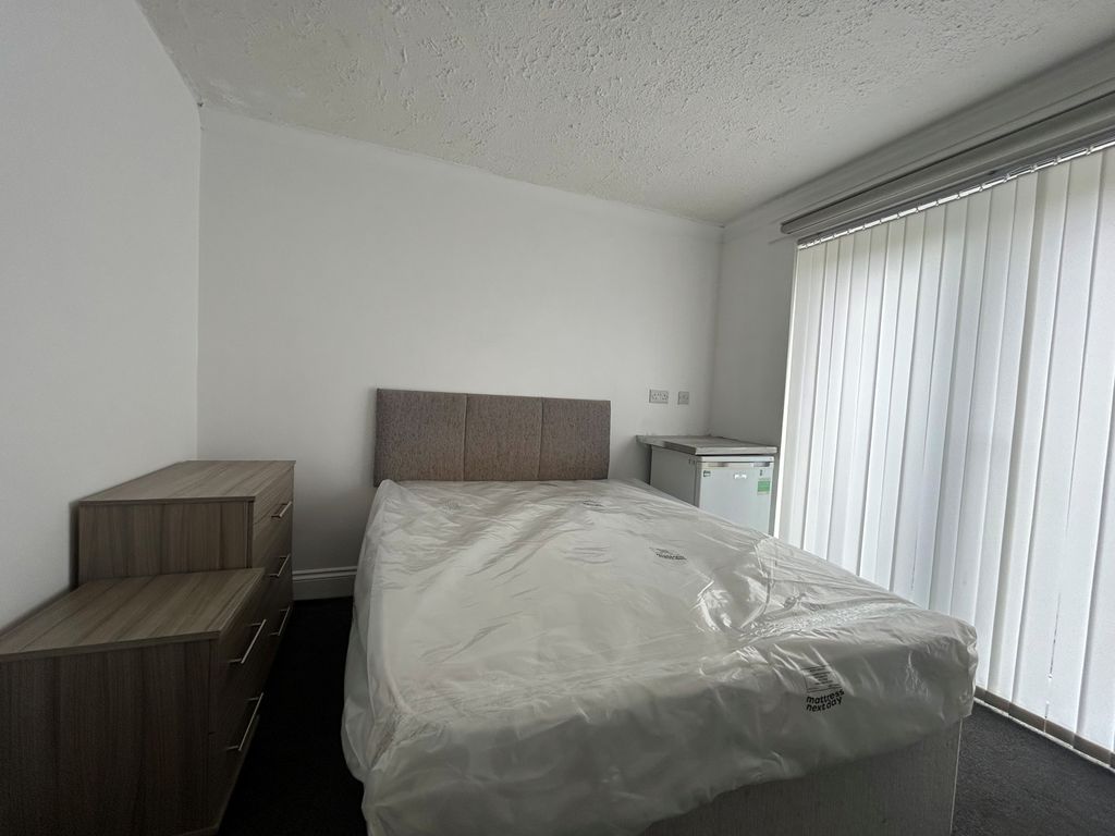 Additional image 5 of 1 bed flat to rentTaunton Avenue, Corby NN18