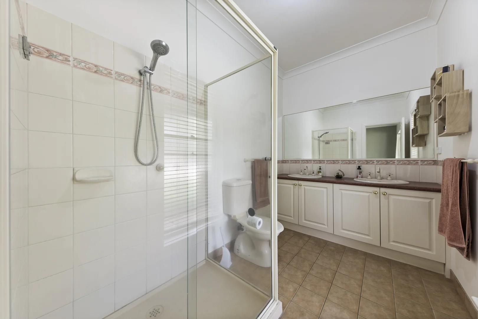 Additional image 17 of 4 Hague Court, Drouin VIC 3818