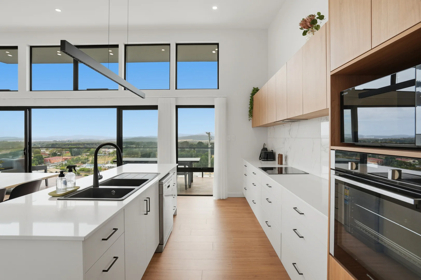 Additional image 2 of 35 High Street, Beaconsfield TAS 7270