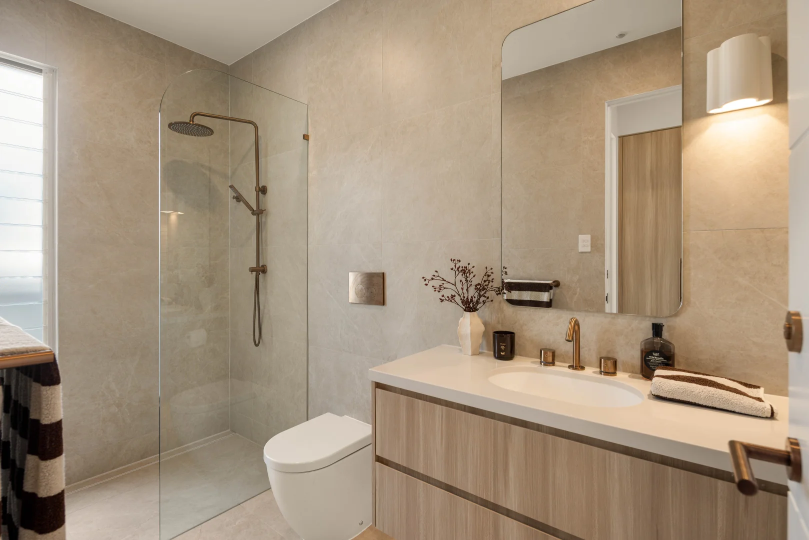 Additional image 27 of 2/72 Tallebudgera Drive, Palm Beach QLD 4221