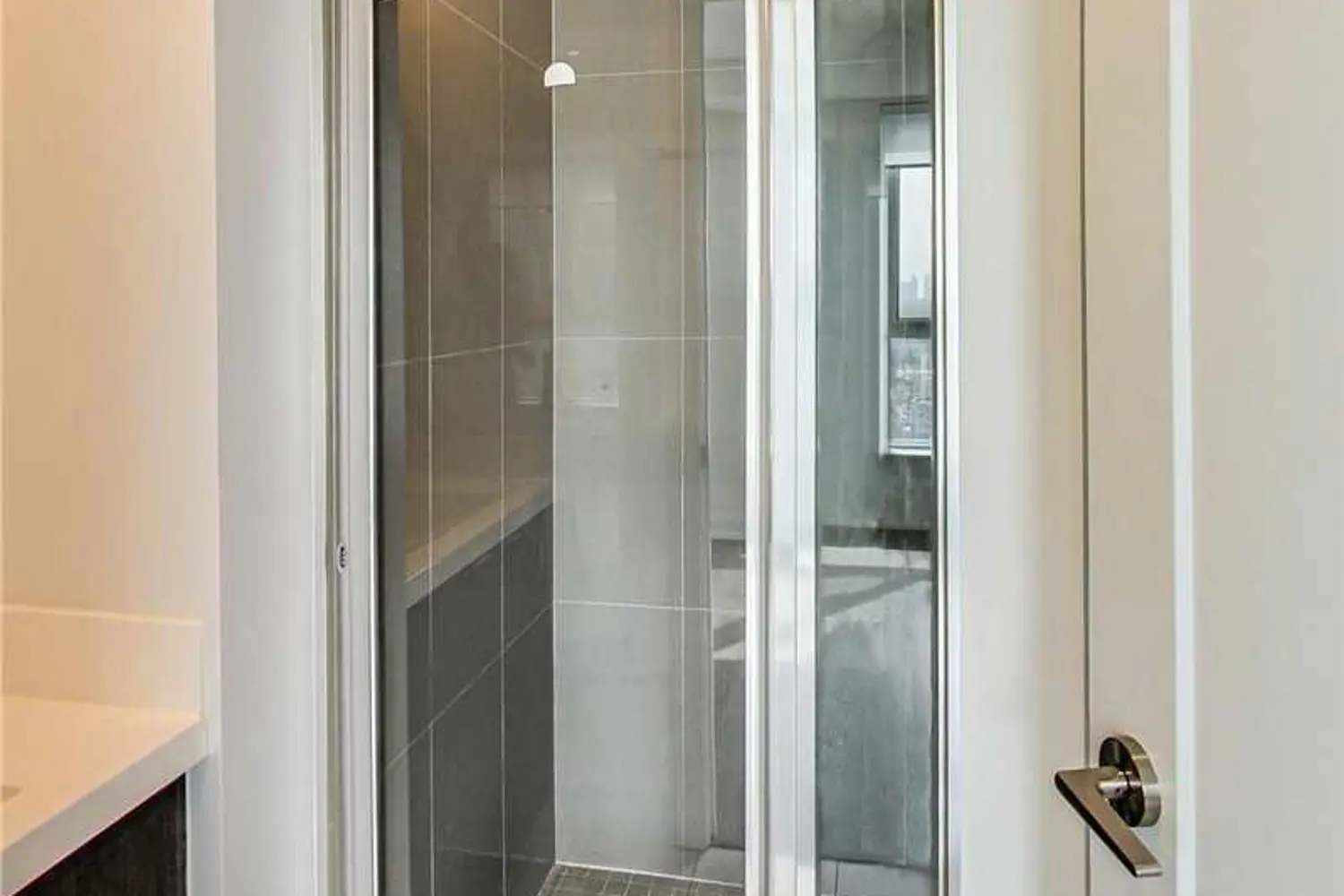 Additional image 18 of 7 Mabelle Avenue 1008A