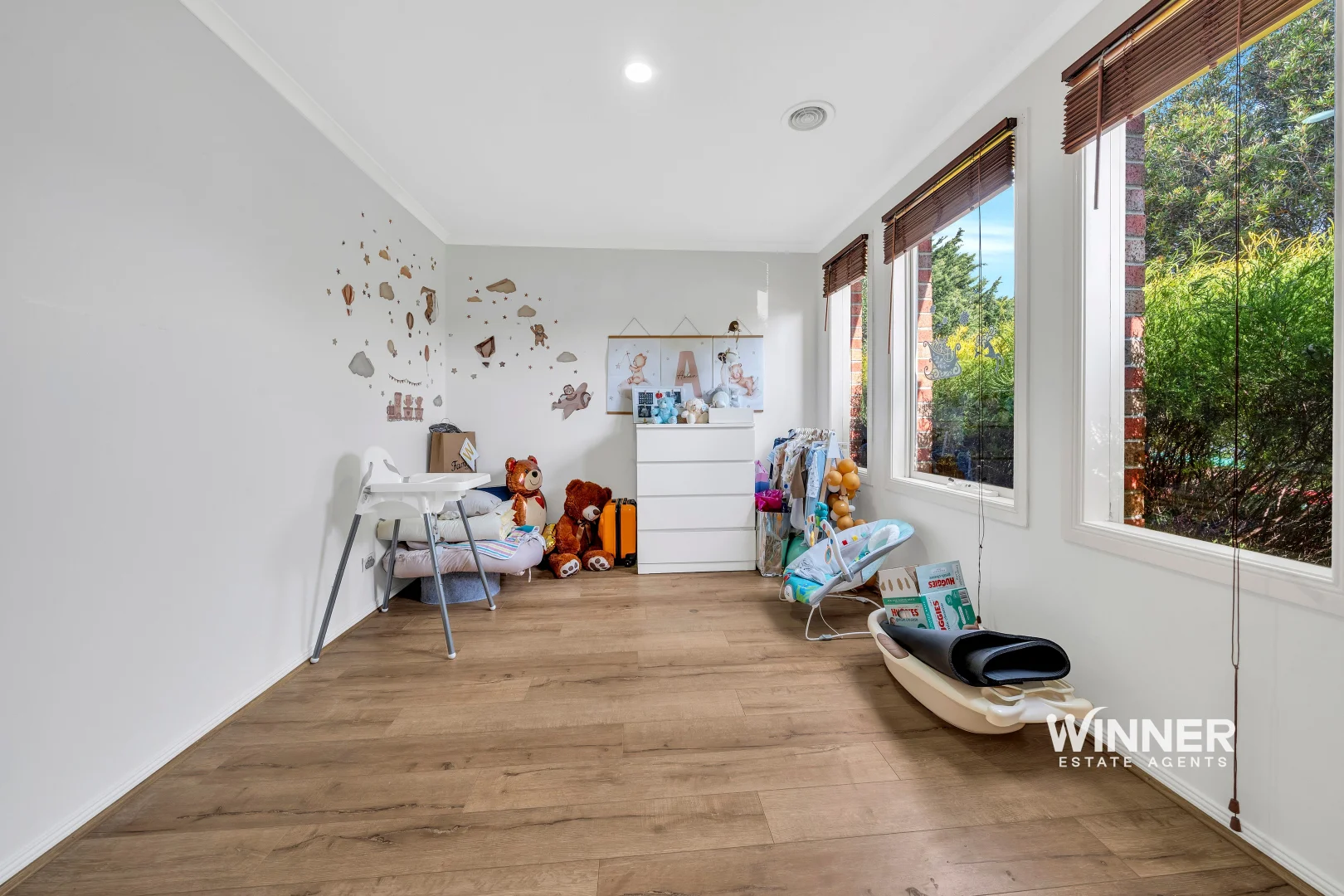 Additional image 15 of 10 Saint Georges Road, Narre Warren South VIC 3805