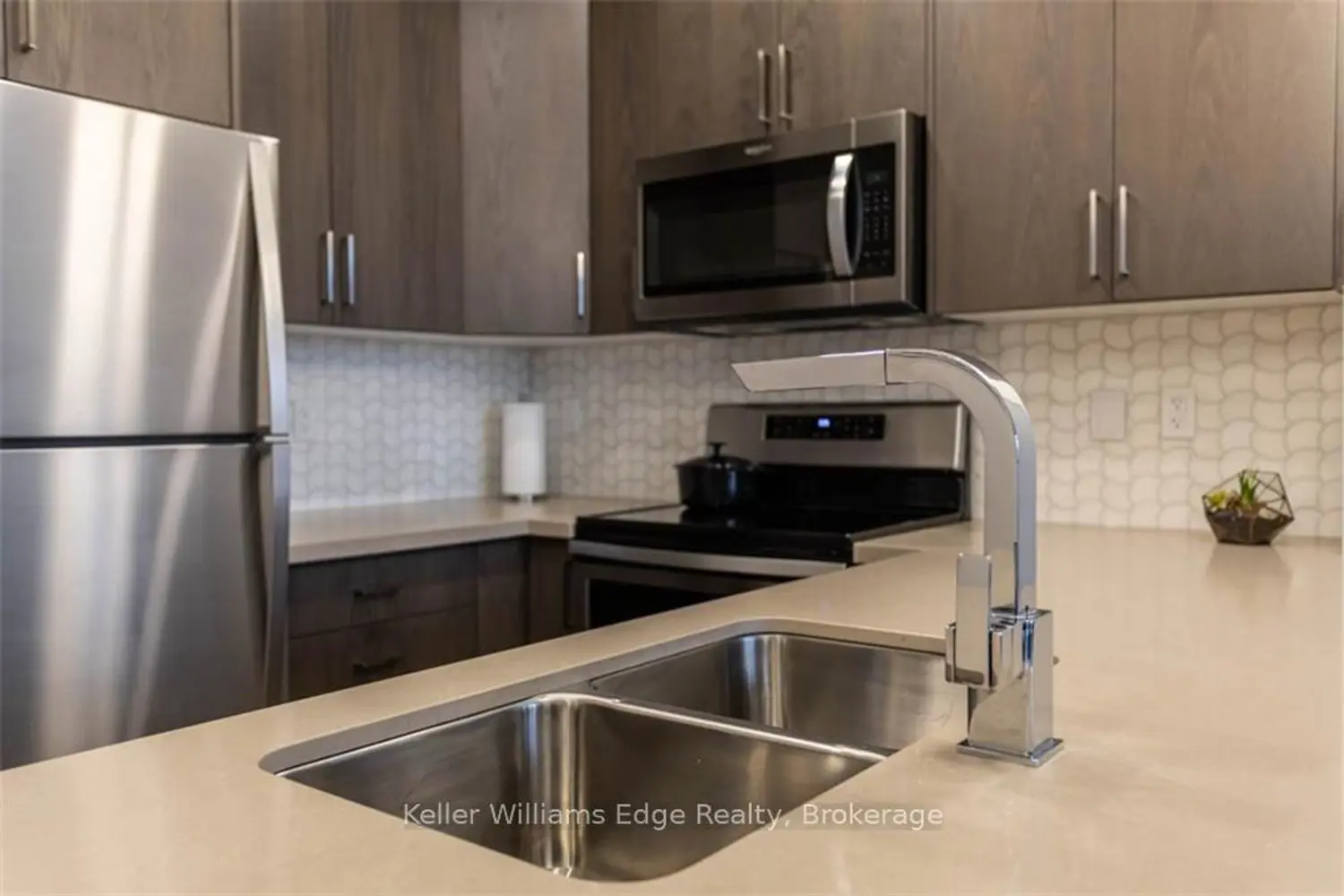 Additional image 8 of 101 Locke Street 207