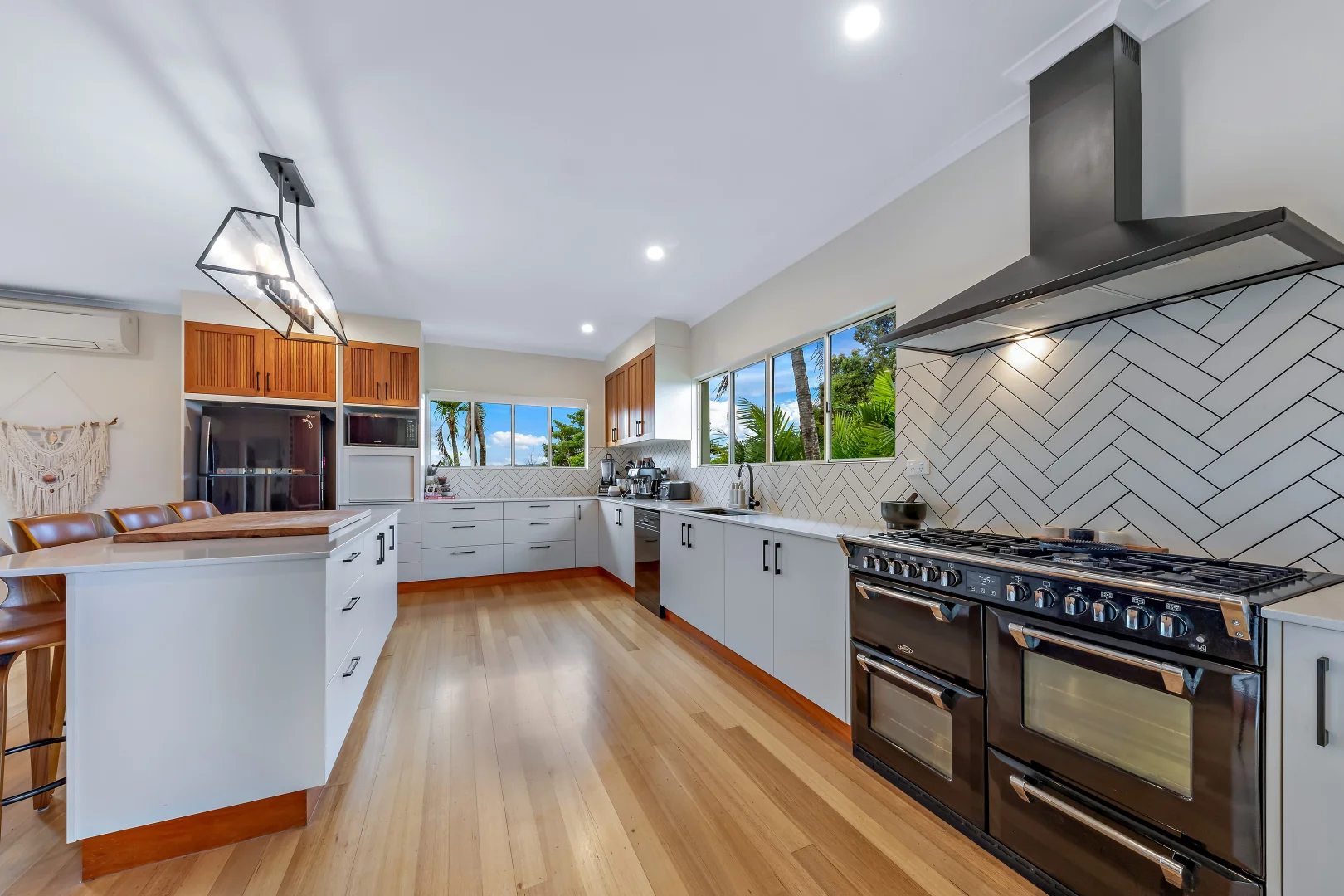 Additional image 8 of 77 Staniland Drive, Strathdickie QLD 4800