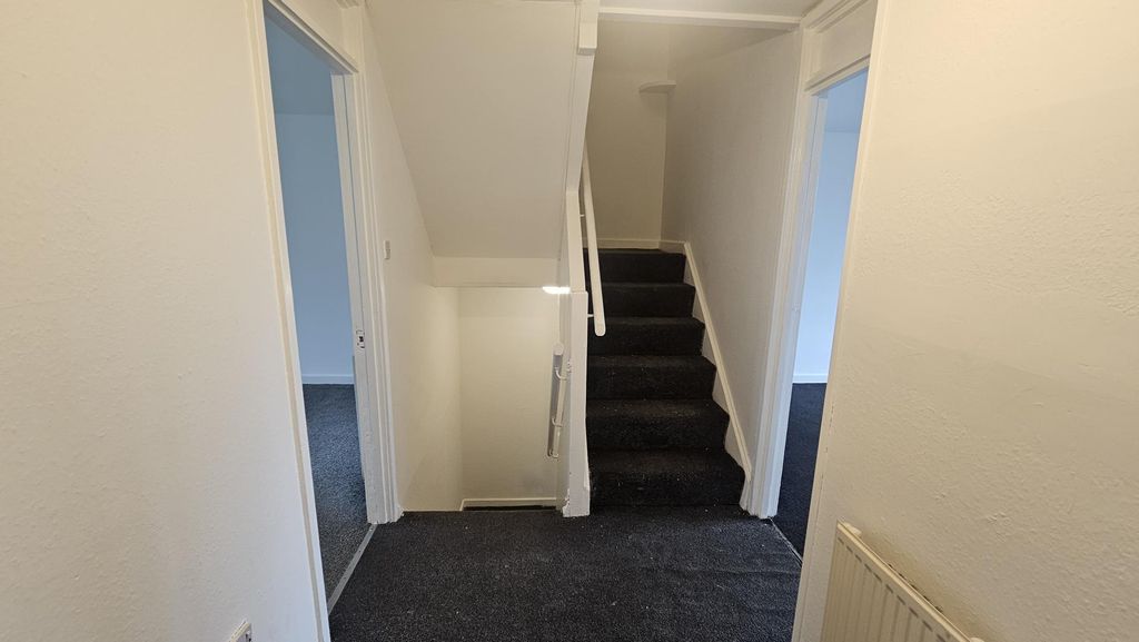 Additional image 9 of 5 bed terraced house to rentWatson Street, Dundee DD4