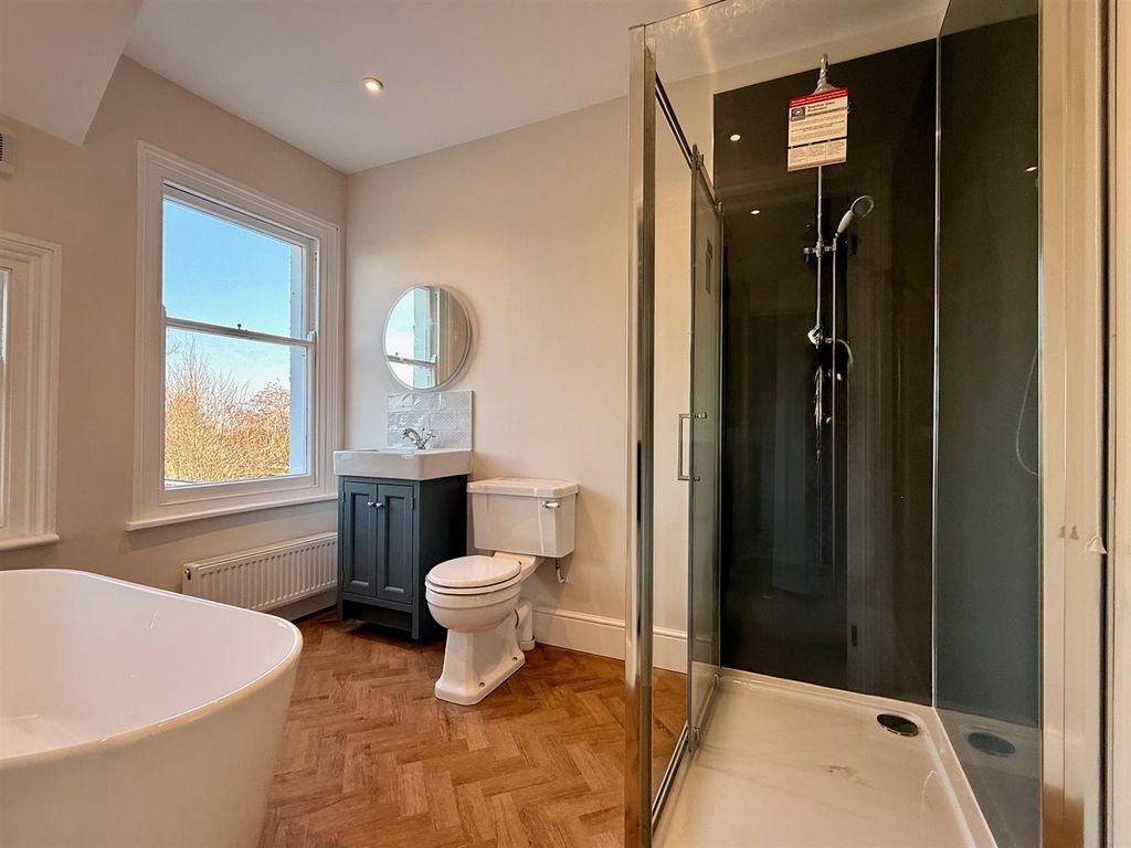 Additional image 17 of 5 bed detached house to rentSt. Andrews Road, Malvern WR14