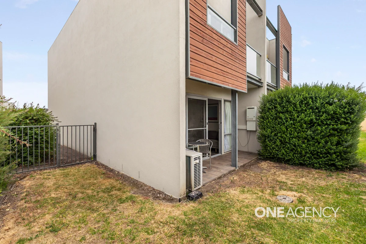 Additional image 15 of 22/9 Greg Norman Drive, Sanctuary Lakes VIC 3030