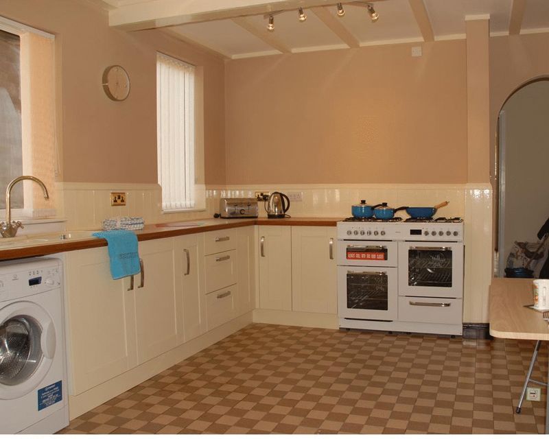Additional image 2 of 5 bed semi-detached house to rentVictorian House Finger Road, Dawley, Telford TF4