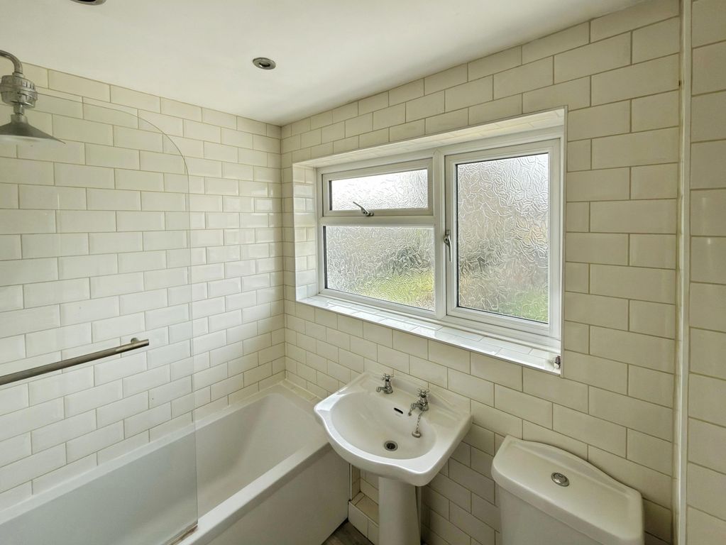 Additional image 8 of 3 bed semi-detached house to rentMelrose Close, Stamford PE9