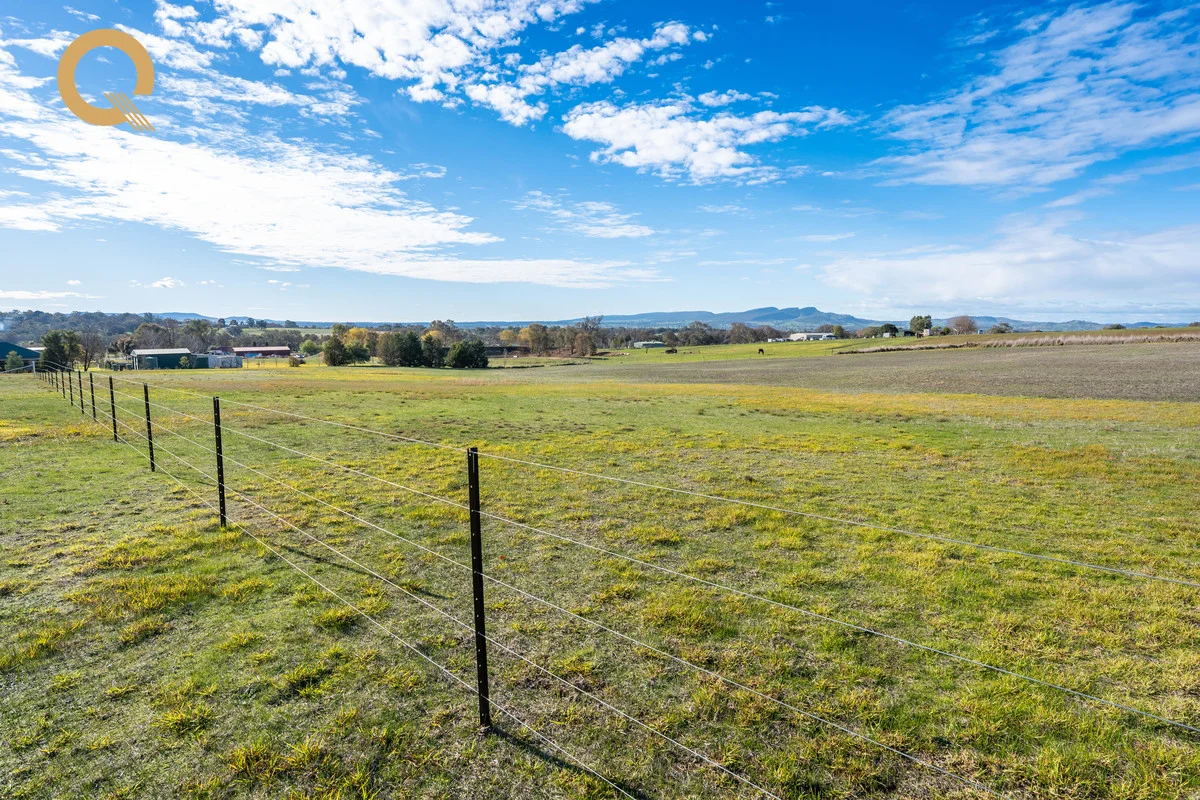 Additional image 6 of 28 Mountainpeak Lane, Table Top NSW 2640