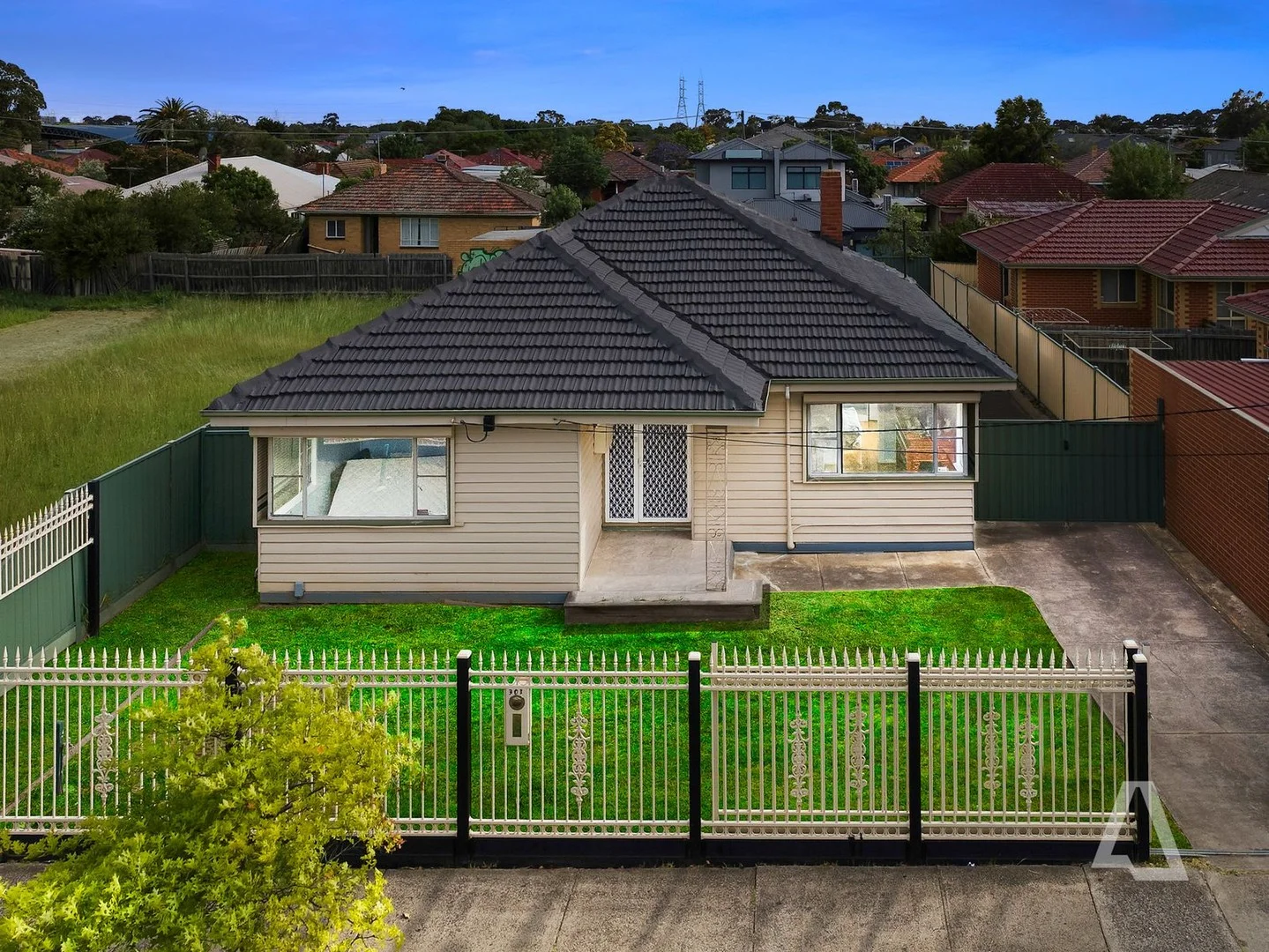 Additional image 5 of 303 Main Road East, St Albans VIC 3021