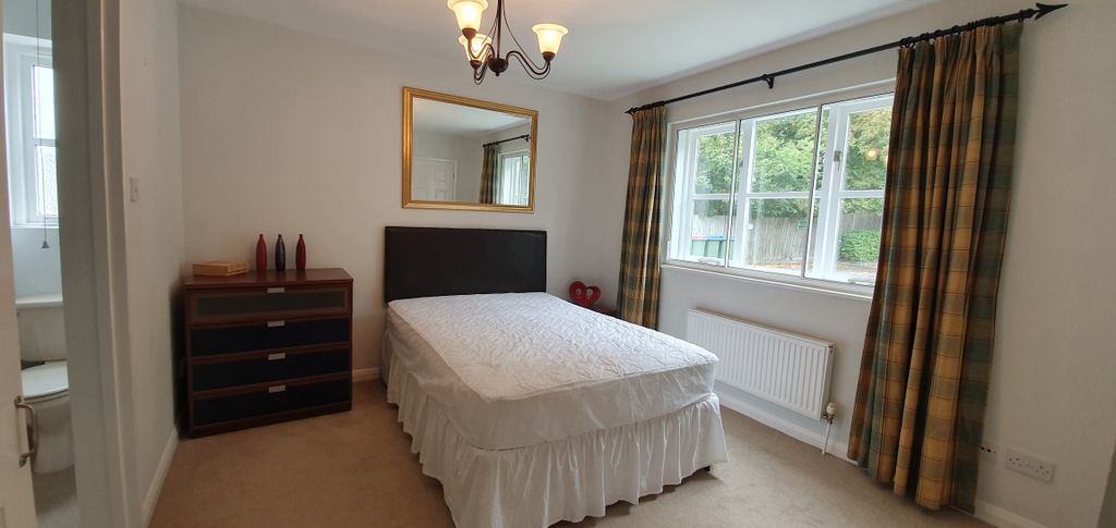 Additional image 3 of 2 bed flat to rentTwo Rivers Way, Newbury RG14