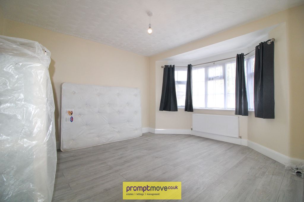 Additional image 12 of 6 bed property to rentStratford Road, Luton LU4