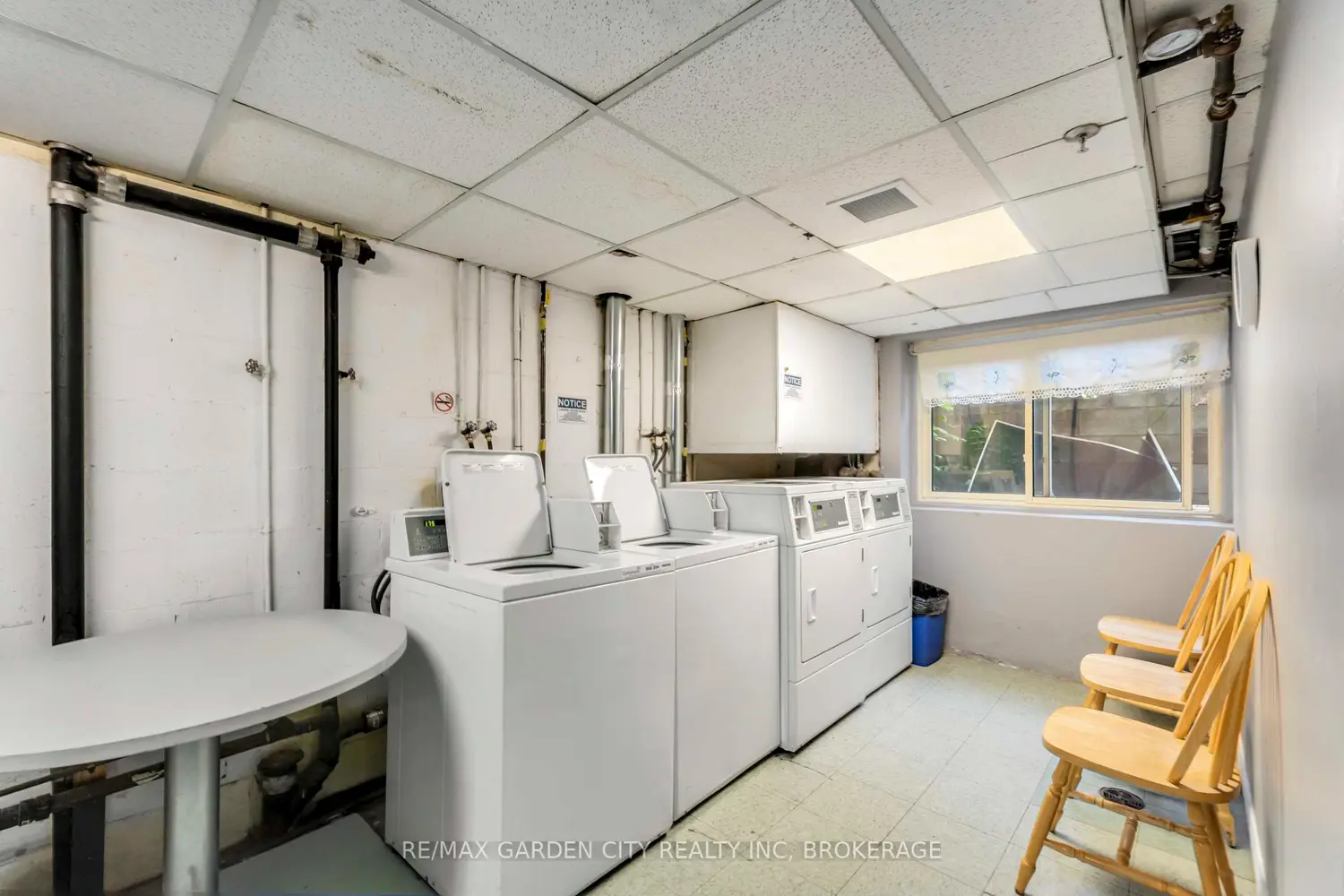 Additional image 14 of 4692 Crysler Avenue 202